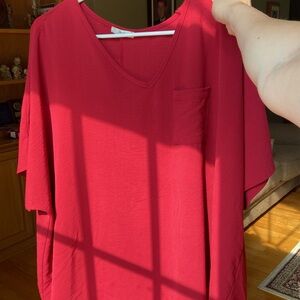 Oversized basic tops. Perfect for with leggings or jeans. Red and  pink.